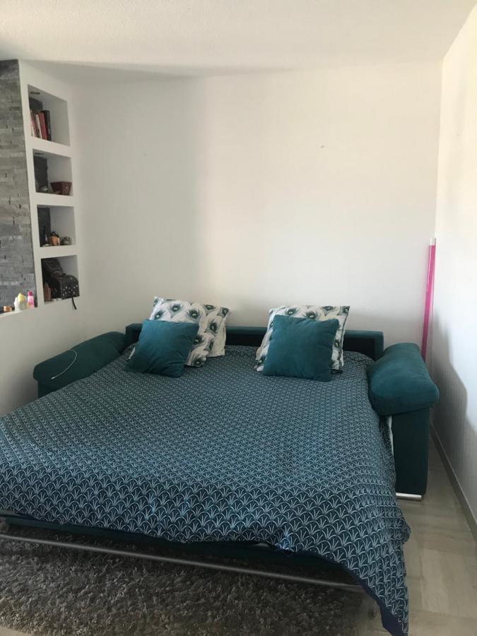 Beau Studio Dans Residence Avec Piscine Et Vue Sur La Ville - 5Min Des Plages Mandelieu Exterior foto